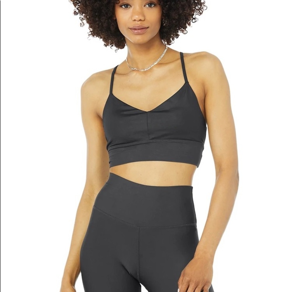 ALO Yoga Lavish Bra in Anthracite